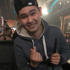 Харитон, 25, Лангепас