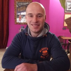 Лев, 32, Свободный