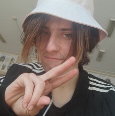 Владимир, 22, Бор