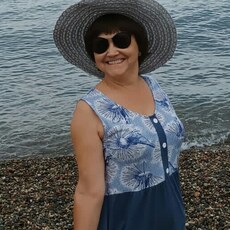 Лара, 60, Качканар