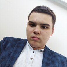 Адам, 20, Клин