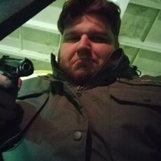 Никон, 27, Калач