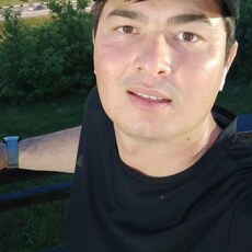 Виктор, 27, Кола