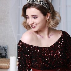 Екатерина, 32, Токмак