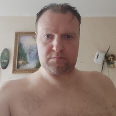 Артур, 46, Калининск