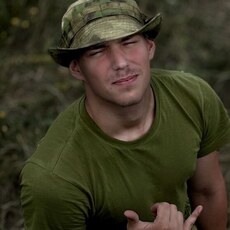 Кирилл, 22, Калтан