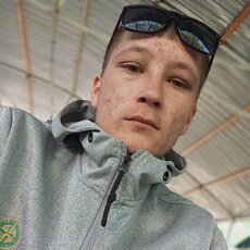 Боря, 26, Новый Уренгой