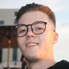 Владлен, 25, Терек