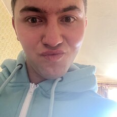 Егор, 26, Сенгилей