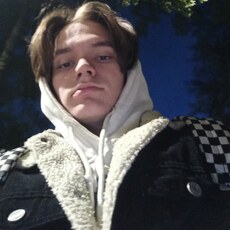 Адриан, 23, Вяземский