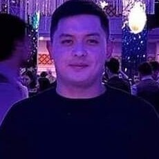 Толя, 30, Сочи