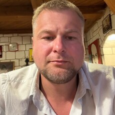 Кир, 38, Брянка