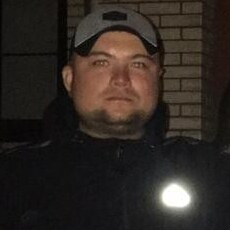Харитон, 33, Саянск