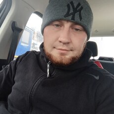 Лаврик, 27, Алзамай