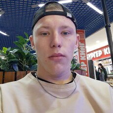 Платон, 19, Нижние Серги