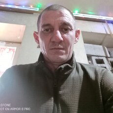 Витя, 44, Нюрба