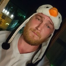 Александр, 29, Белоусово