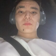 Георгий, 24, Вышний Волочёк