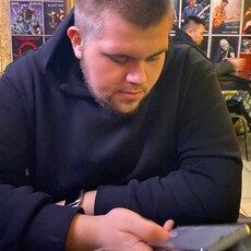 Эдик, 24, Вилючинск