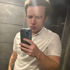 Глеб, 23, Североуральск