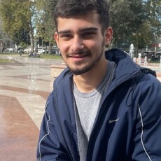 Иван, 22, Еманжелинск