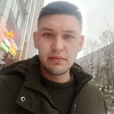 Александр, 28, Суходольск