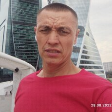 Оскар, 45, Карачаевск