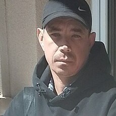 Артур, 41, Каменск-Уральский