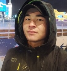 Оскар, 22, Певек