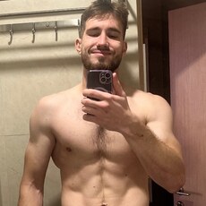 Макс, 26, Миньяр