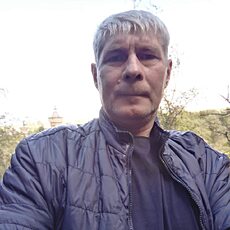 Иосиф, 51, Серов