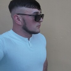 Захар, 35, Шахтёрск