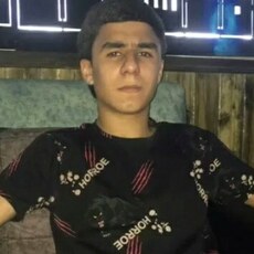 Давид, 21, Нижний Тагил