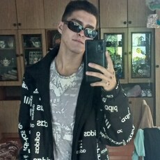 Остап, 20, Алчевск