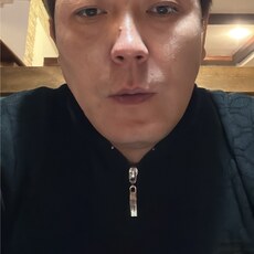 Артём, 36, Льгов