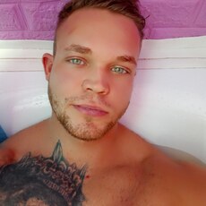 Глеб, 24, Первоуральск