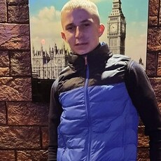 Иосиф, 24, Голая Пристань