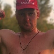 Владлен, 49, Свирск