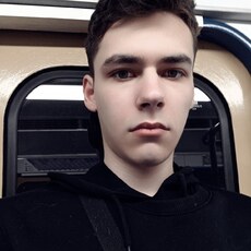 Паша, 20, Онега