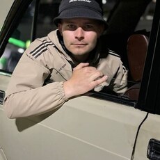 Артём, 26, Гуляйполе