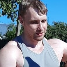 Георгий, 28, Топки