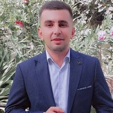 Лёша, 32, Покровск
