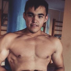 Никон, 32, Губкин