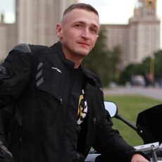 Илюха, 32, Екатеринбург