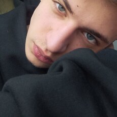 Мирослав, 21, Ижевск