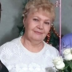 Лена, 68, Серов