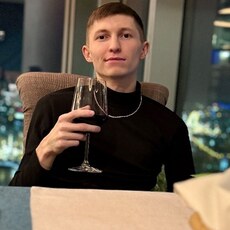 Василий, 23, Украинск