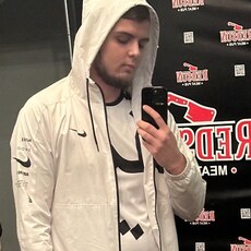 Эдуард, 27, Артёмовск (ДНР)