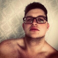 Михаил, 25, Абаза