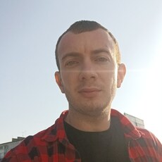 Леонид, 25, Куровское